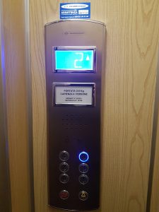 Modernizzazione pulsantiera ascensore, Zecchi Ascensori